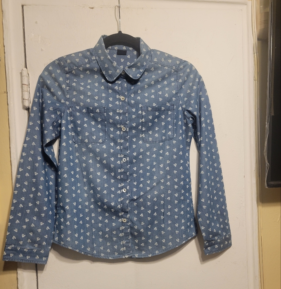 GAP Kids Blue and White Longsleeve Buttoned Down Blouse Size XL